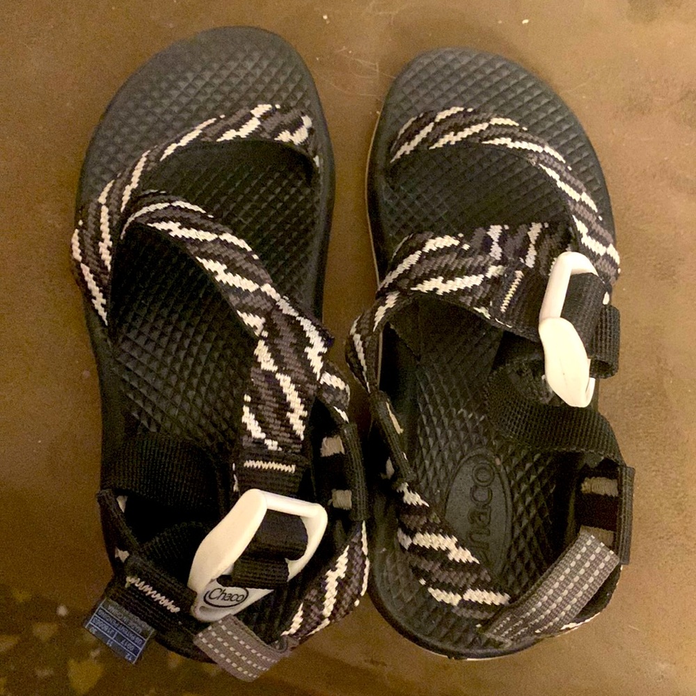 Kids Junior size 12 Chacos